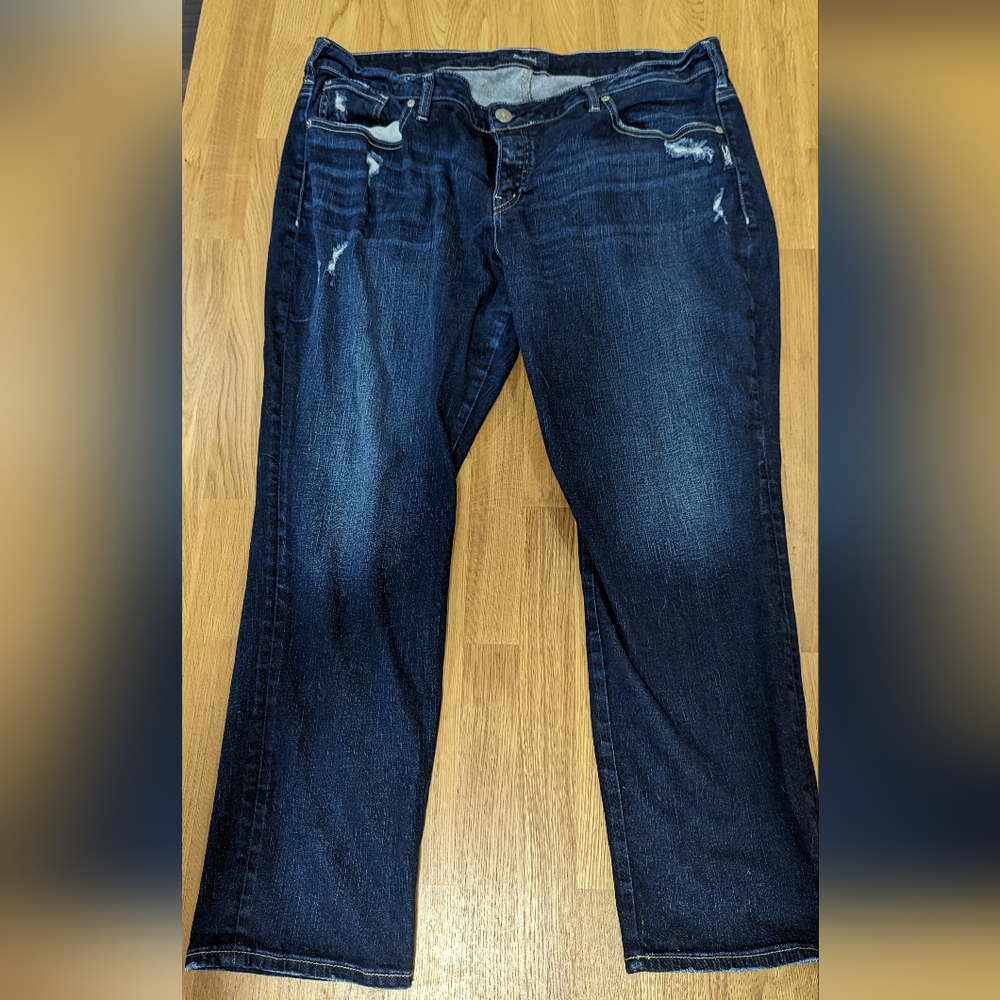 Silver Jeans Sam Boyfriend Distressed Jeans